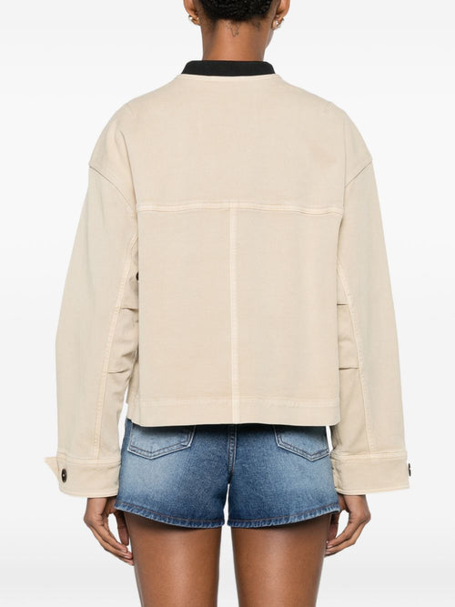 Closed Jacket